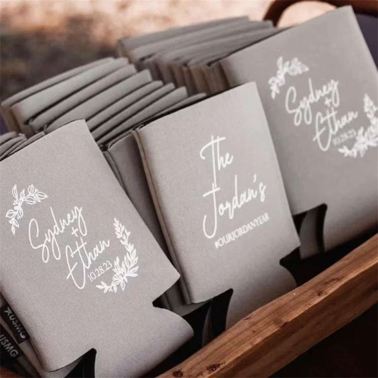 Insulated Can Cooler with Cust - Supply Wedding Venue 评论和价格