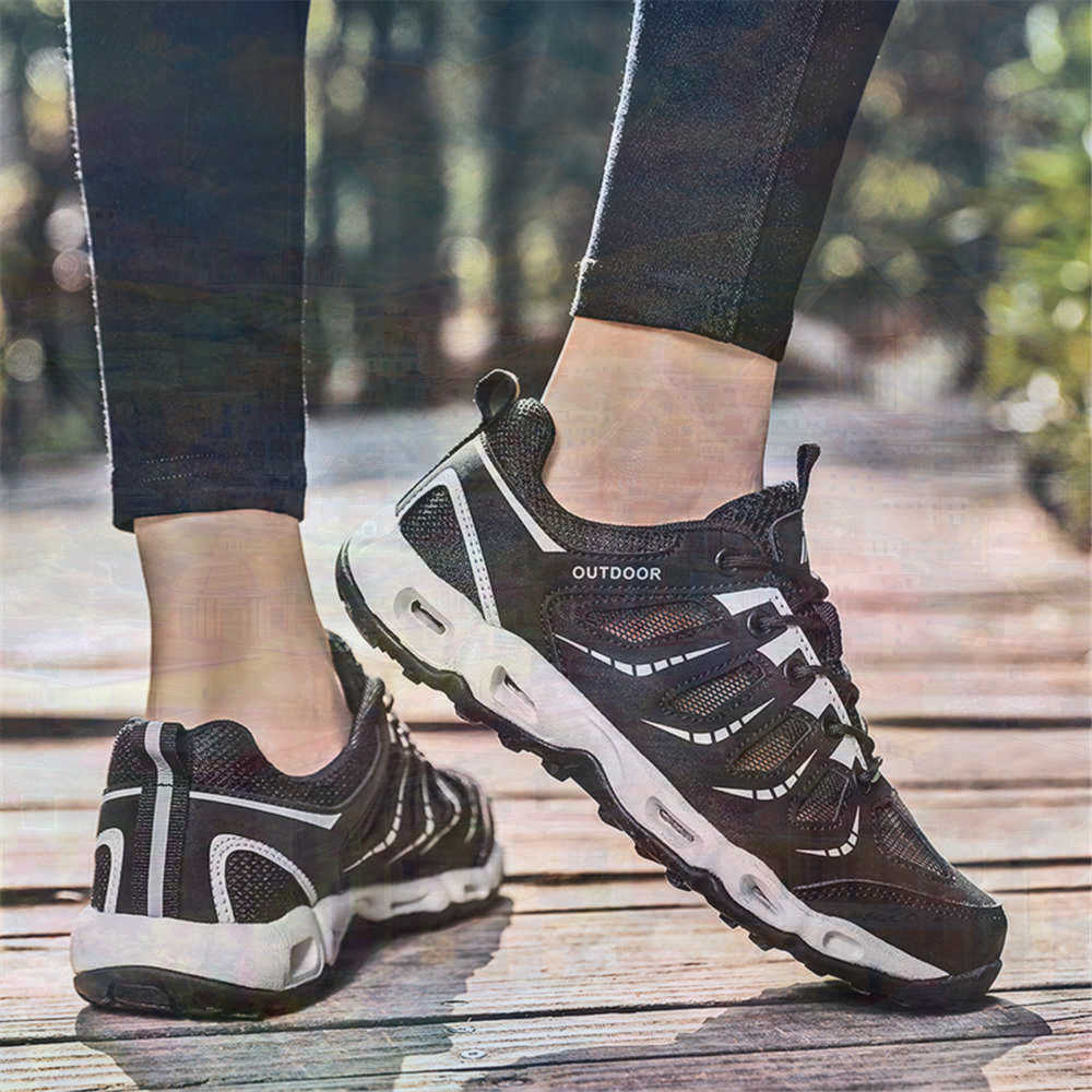 Sumer Round Tip Silver Sneaker - Wedding Party Supply Store 评论和价格