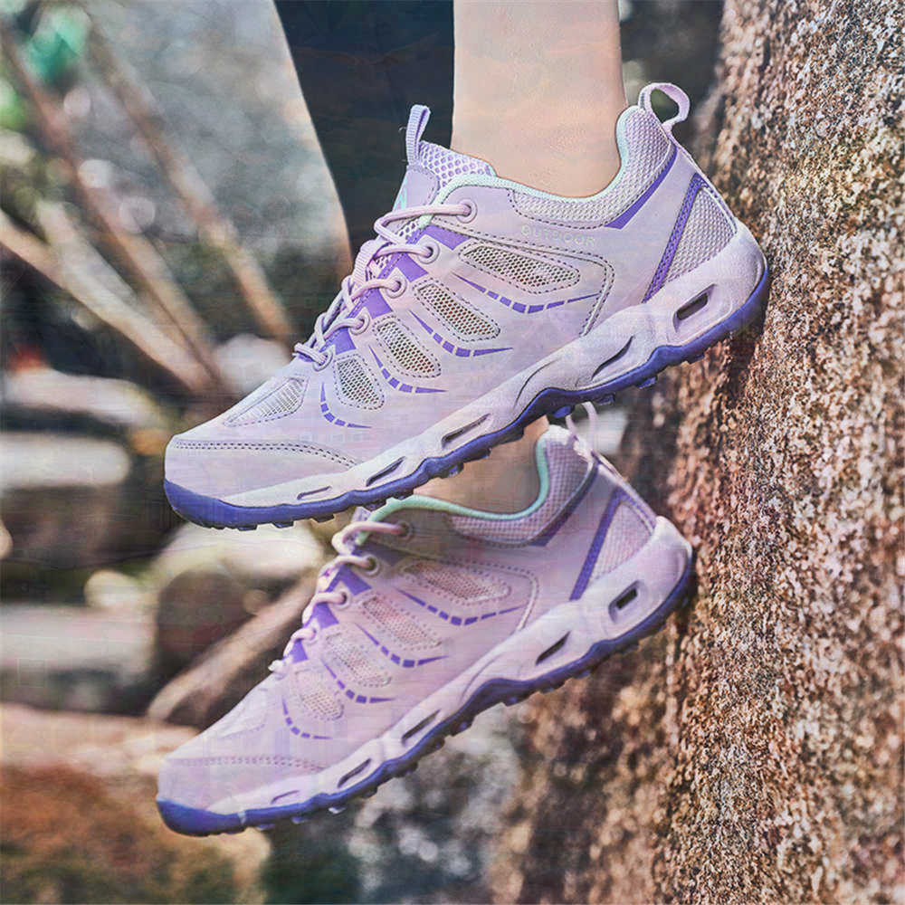 Sumer Round Tip Silver Sneaker - Wedding Party Supply Store 评论和价格